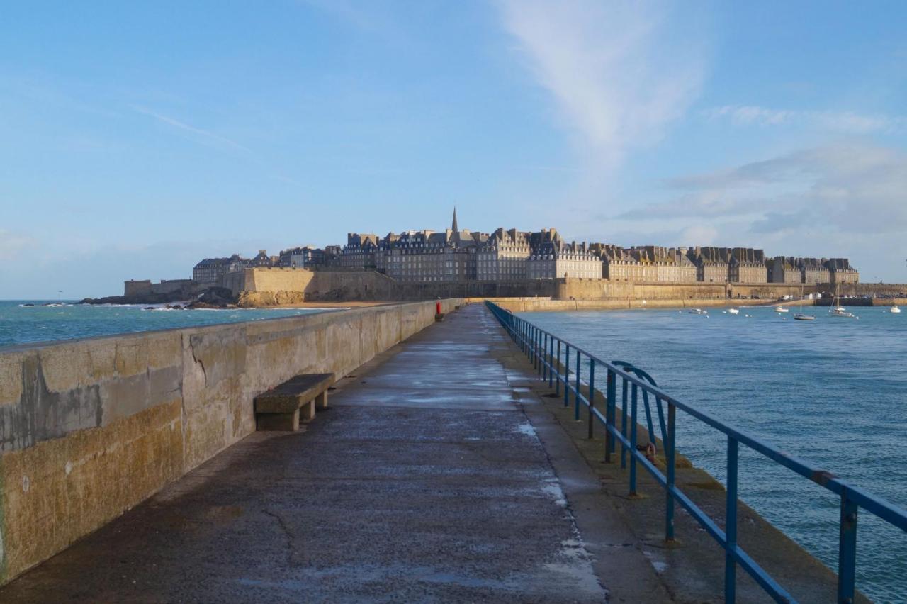 Saint-Malo Le Kruger 350 M Des Thermes Marins Apartment Luaran gambar