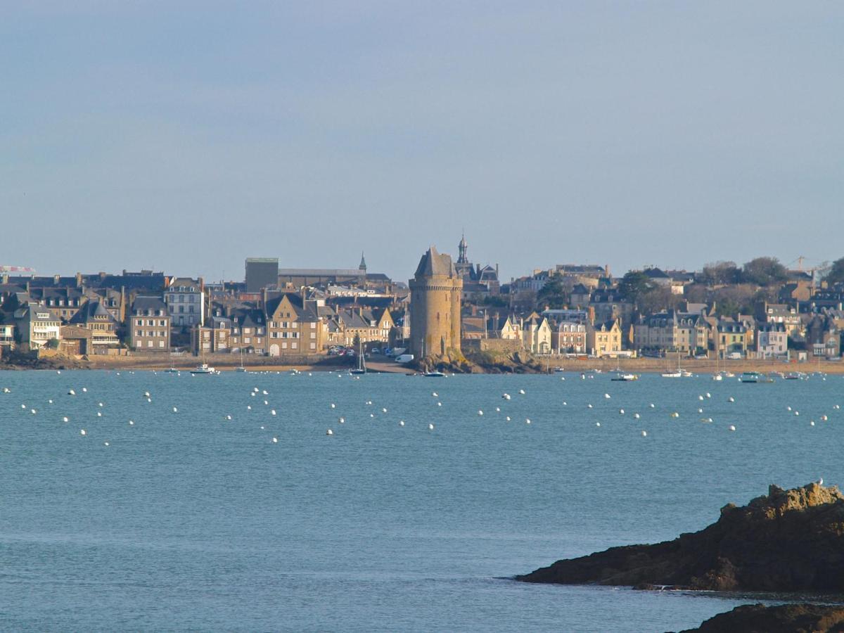 Saint-Malo Le Kruger 350 M Des Thermes Marins Apartment Luaran gambar