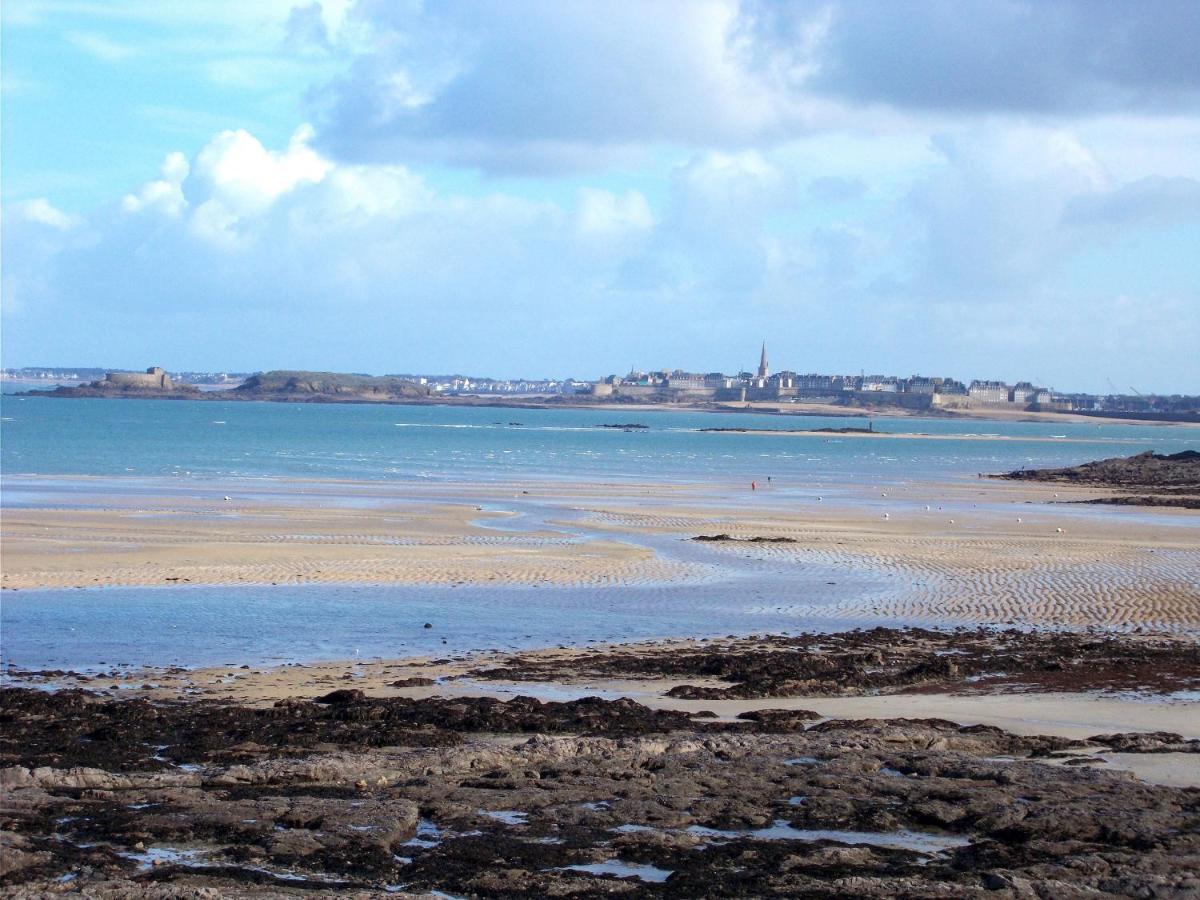 Saint-Malo Le Kruger 350 M Des Thermes Marins Apartment Luaran gambar